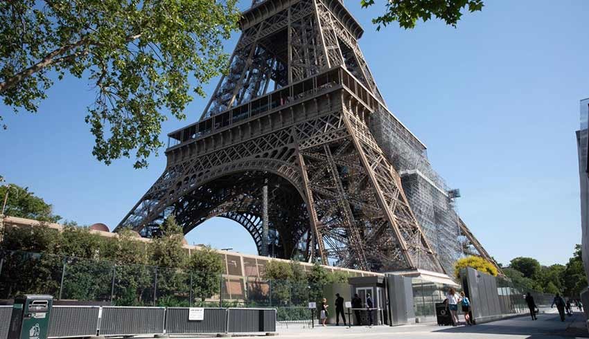 Paris'te yasağa rağmen lüks partiler gündemde; bazı bakanların da gittiği iddia edildi